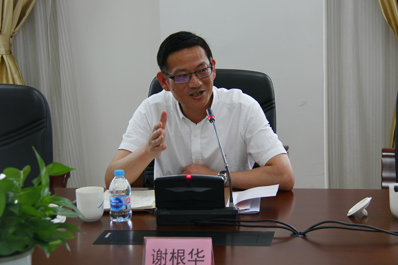 7月4日下午,上海市委党校副校长谢根华,校院工作处处长任锴荣来我校